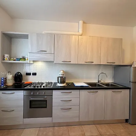 With Parking - Larihome A50 Apartment Dongo